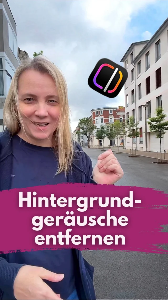 Machen wir uns nix vor. 
Für den Notfall ist das cool. Falls die Kaffeemaschine oder der Geschirrspüler dazwischen grätscht. Oder falls du deine Micros vergessen hast.
Der Ton in Videos ist wichtiger als ob nun Front- oder Rückkamera, weil Augen mehr Schmerz ertragen als unsere Ohren. Deshalb rüste hier auf und gebe ihnen einen festen Platz in der Handtasche. 
In der REELly Mutprobe filmen gerade viele zum ersten Mal draußen. Hier merkt man schnell, der Ton ist kein „nice to have“.
Aber allein daran scheitert der Content selten.
Die meisten kämpfen an zwei Stellen, 
Ideen finden und sie so umsetzen, dass man sie sehen und hören will.
Beides lösen wir in der REELly Challenge.
Kommentiere GECKO 
Am 01.04. geht’s los.
�____________________________
Für mehr Tipps rund um die gewerbliche Nutzung von Instagram, Reels, Storys, Kurzvideos, Instagramwachstum, lizenzfreie Musik bist du hier goldrichtig.