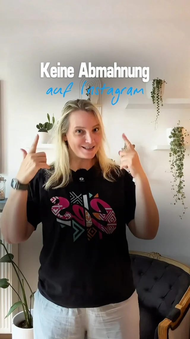 Wie inkonsequent kann man eigentlich sein. 🤭
Eben schrieb sie noch „we don’t need Trends“ in ihrer Story und zack …
„Nimm das und das für das“ sehe ich haufenweise zu Schriftarten-kombis, der Trend ist aber gut auf jede Nische anwendbar und schnell gemacht. 
Und zur Musik:
Jede Plattform hat ihre eigene kommerzielle Bibliothek, die du nutzen solltest, wenn du nicht nur ausschließlich private Inhalte postest.
Und dann gibt’s da noch @community_creator_music 😍
Du kannst alle dort vertretenen Künstler anschreiben und dir die schriftliche Lizenz holen, sie auch auf anderen Plattformen zu nutzen. 
Gamechanger würde KI jetzt schreiben. 😅
________________
Hi, ich bin Manja.
Für Tipps rund um die gewerbliche Nutzung von Instagram, Reels, Storys, Kurzvideos, Reichweitenaufbau und Musikrechte bist du hier genau richtig.
